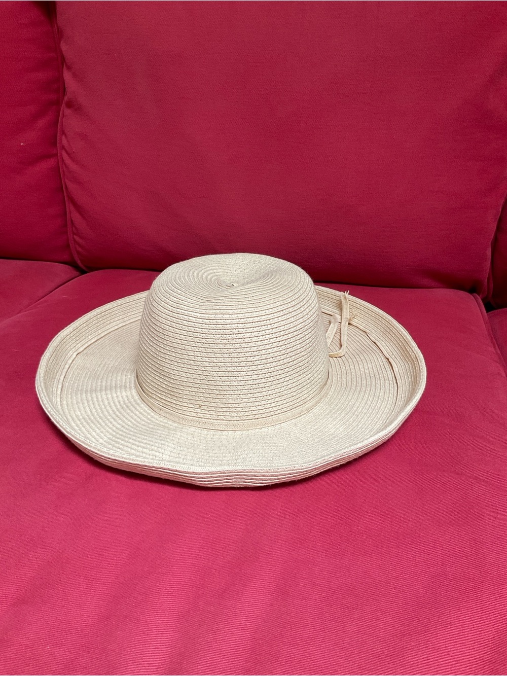 Sun and Sand - Women’s Straw Sun Hat in Natural - Classic Beach Hat